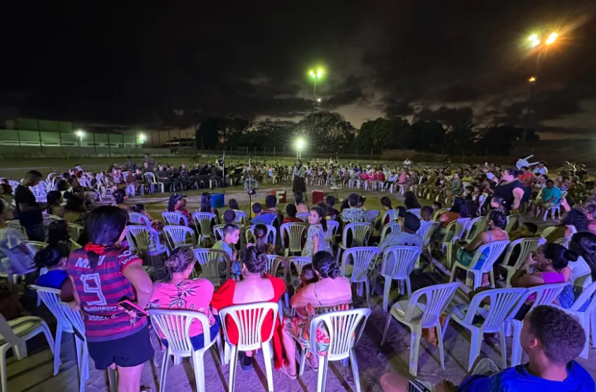  Auto de Natal é realizado pela Prefeitura para os moradores do Residencial Vista Alegre