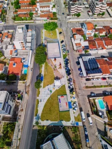 Prefeito Cícero inaugura a Praça das Acácias, no bairro dos Bancários; veja fotos