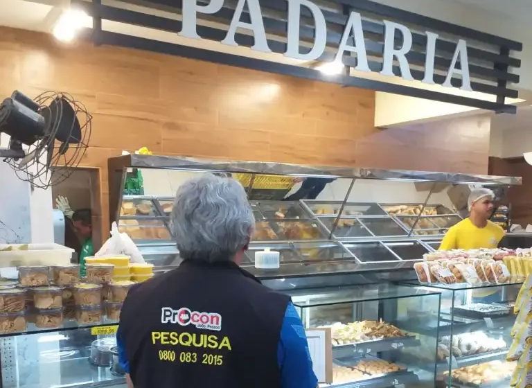 Procon-JP aponta diferença de até 141% no preço do quilo do pão francês em João Pessoa