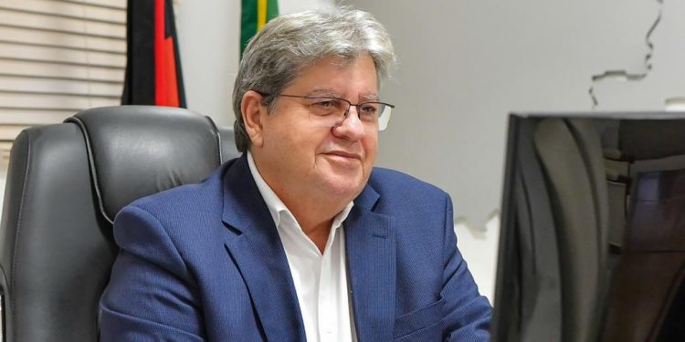  Veja a agenda do governador João Azevêdo em Patos e Cajazeiras nesta quarta-feira