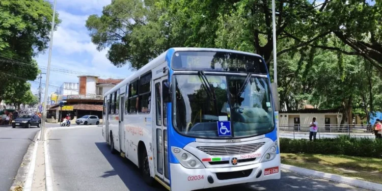  Saiba como fica a circulação do transporte coletivo na véspera e Dia de Natal em João Pessoa