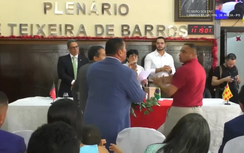  Posse e Eleição da Mesa Diretora em Areia Geram Controvérsias e Acusações, Semelhante a Santa Rita