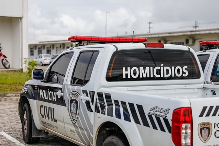  Mulher assassina o esposo a facadas diante da filha de 6 anos, em cidade da Paraíba