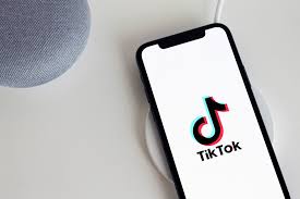  TikTok retoma operação nos EUA após aceno de Trump