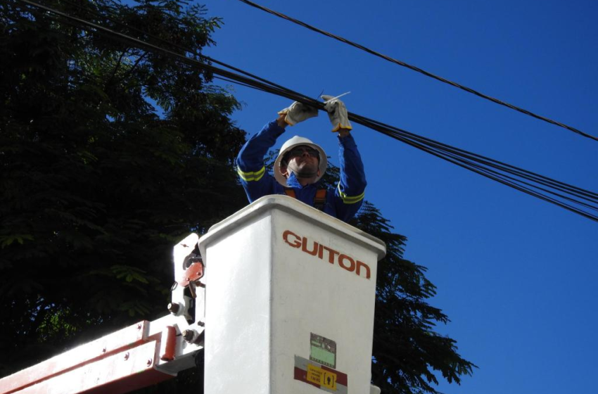 Prefeitura de João Pessoa inicia operação para remoção de fios irregulares e combate à poluição visual nas vias da capital