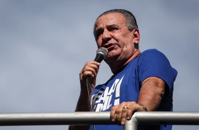  Silas Malafaia é Abordado pela PF no Galeão e Impedido de Sair do País