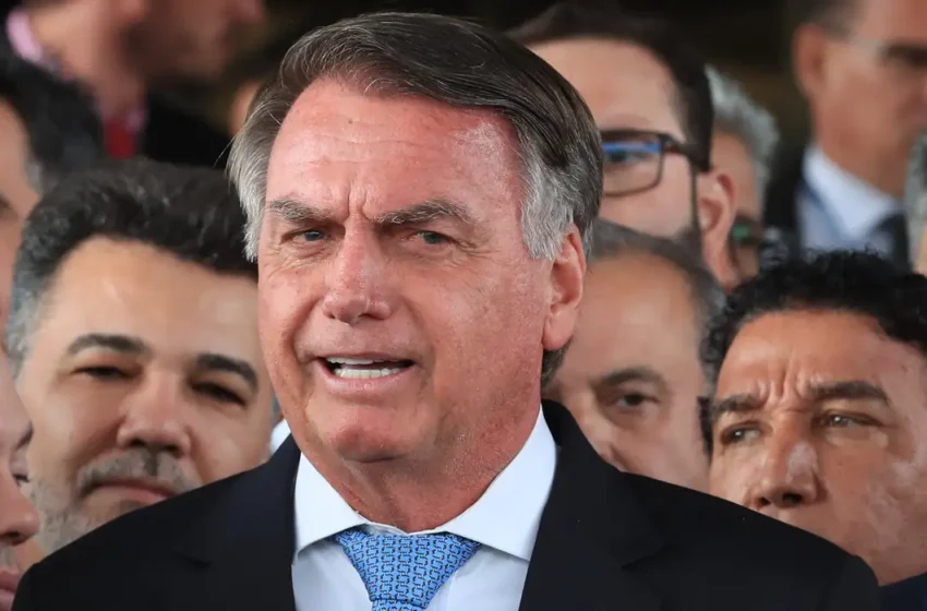  Defesa de Bolsonaro nega descumprimento de medida cautelar e diz que fala não é ato criminoso
