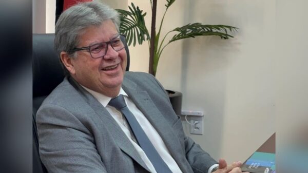  João Azevêdo reúne pré-candidatos do PSB à Câmara Federal em João Pessoa nesta segunda-feira